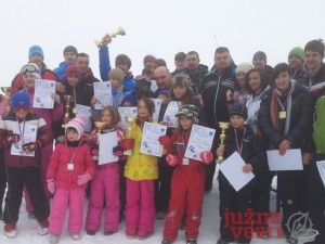 490x370vranje besna kobila