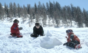 Children in the snow