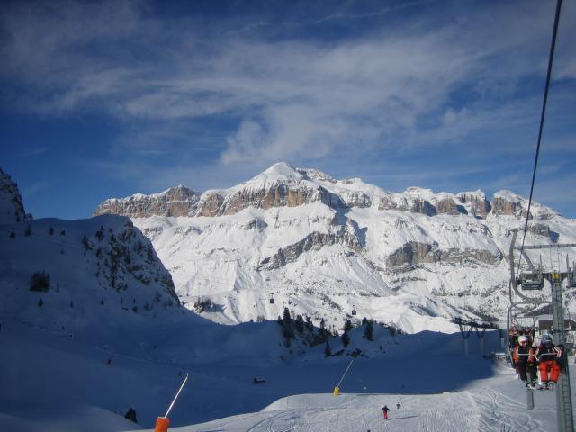 Ime: IMG_0220.jpg
Pregleda: 118
Veliina: 40,2 KB