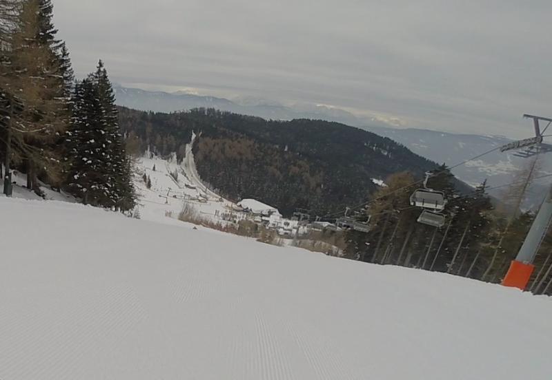 Ime: vlcsnap-2017-01-29-15h06m20s304.jpg
Pregleda: 84
Veliina: 38,9 KB