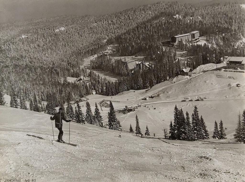 Ime: Jahorina feb 1985.jpg
Pregleda: 70
Veliina: 192,9 KB