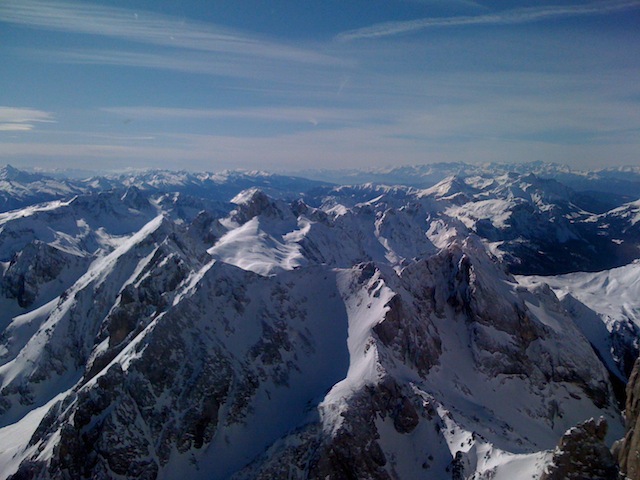 Ime: IMG_0321.JPG
Pregleda: 207
Veliina: 100,0 KB